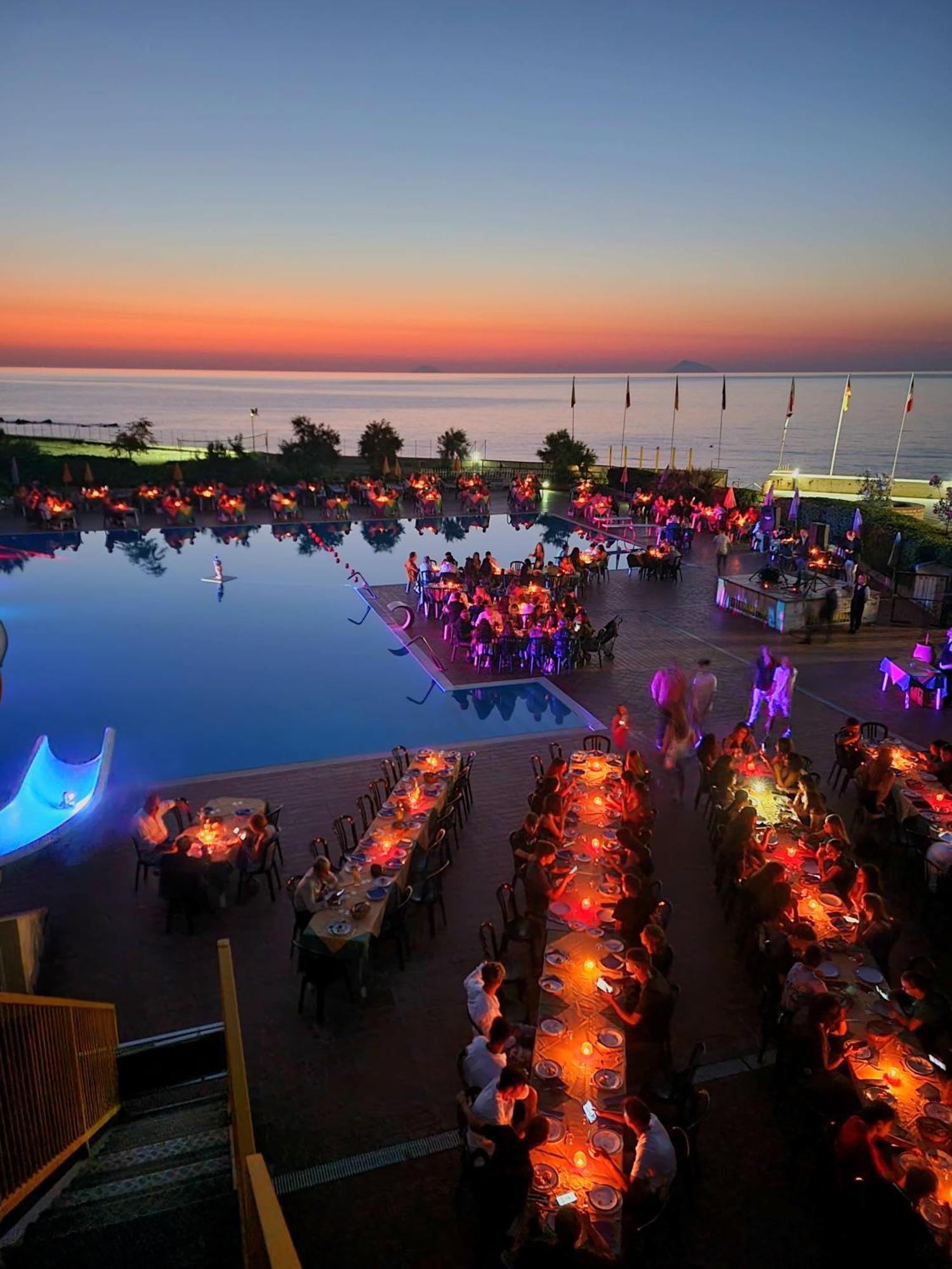 Villaggio Hotel Club Calanovellamare بيراينو المظهر الخارجي الصورة